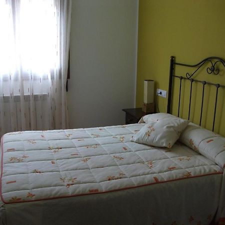 Apartamentos Arcos De Solana Vilas del Turbon Luaran gambar